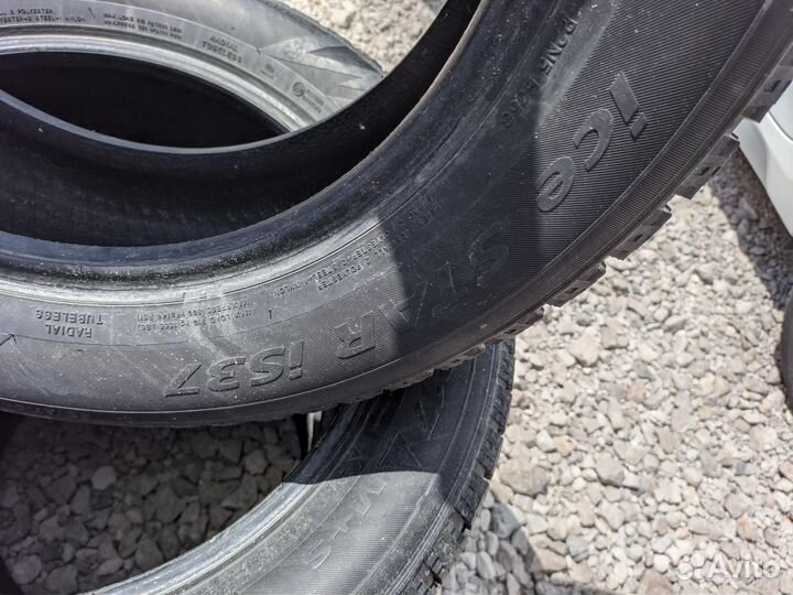 Landsail Ice Star IS37 215/60 R17