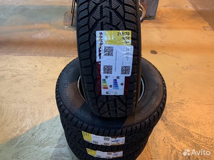 Taurus SUV Winter 215/70 R16 100H