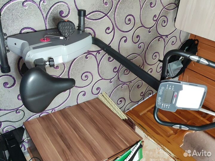 Домашний велотренажёр Carbon Fitness U708