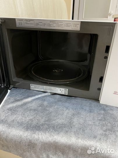 Микроволновая печь lg