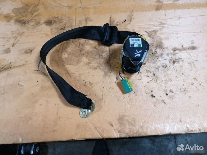 Ремень безопасности задний Porsche Cayenne 955