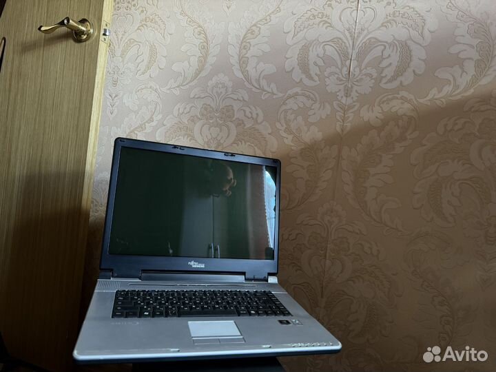 Ноутбук fujitsu siemens