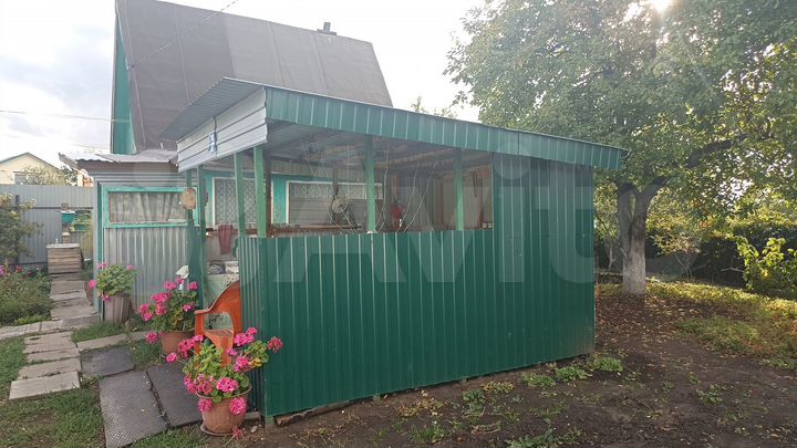 Дом 26 м² на участке 6 сот.