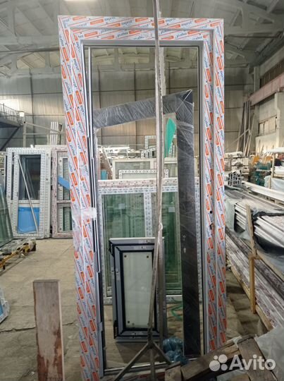 Дверь пластиковая пвх входная теплая