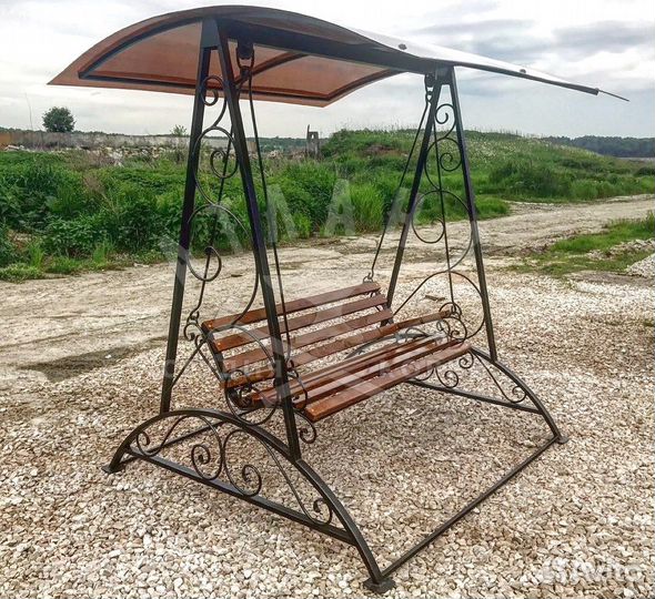 Садовые качели новые