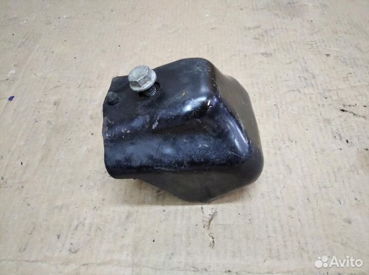 Опора двигателя w906 Sprinter 651