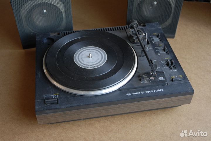 Виниловый проигрыватель Ария эу 5208 стерео с ас
