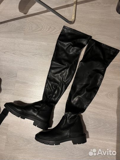 Ботфорты Zara 40 почти новые
