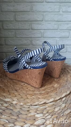 Босоножки женские 38