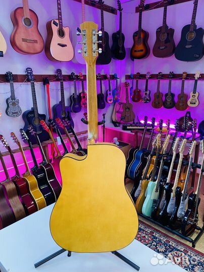 Электроакустическая гитара Inari Новая