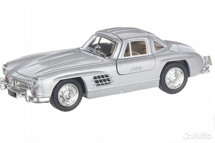 Машина модель Mercedes-Benz 300SL серебристая