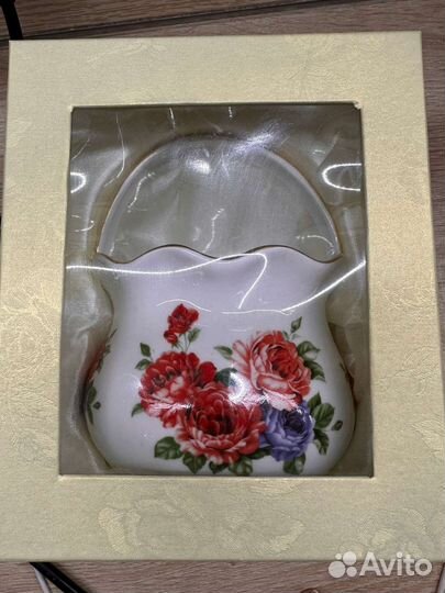 Конфетница с ручкой новая