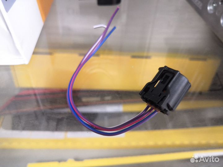 Фишка датчика корректора фар Субару