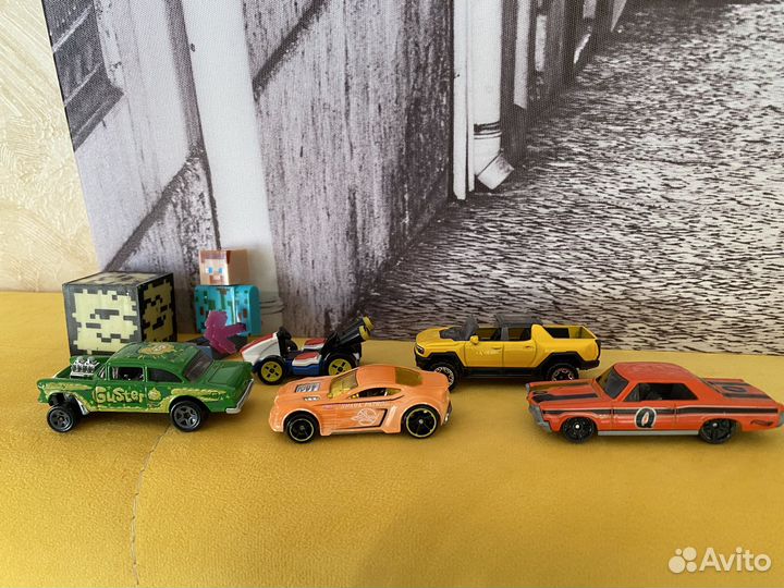 Машинки хот вилс hot wheels машинки; майнкрафт