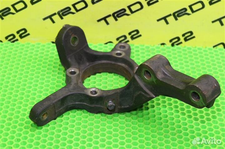 Кулак поворотный передний левый Suzuki Grand