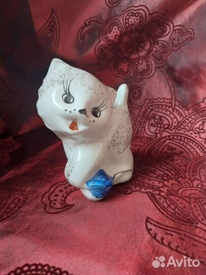 Фарфоровые статуэтки