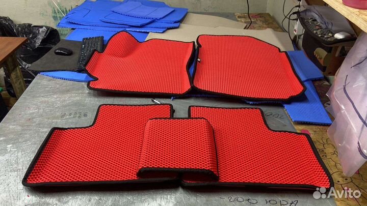 Эва коврики 3д с бортами+ подарок подпятник