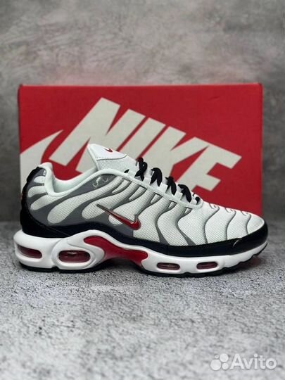 Кроссовки Nike air max tn plus