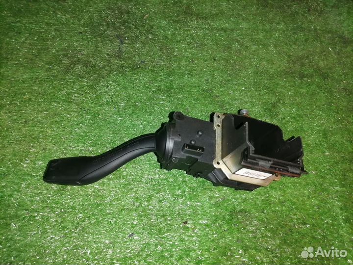 Переключатель подрулевой (света-поворотников) 4E09