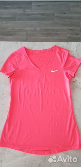 Футболка для фитнеса