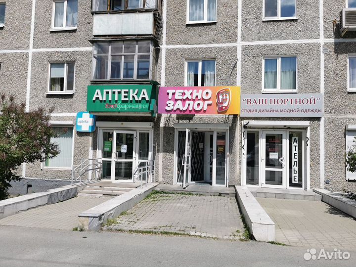 Микроволновая печь Midea MM720C4E-W