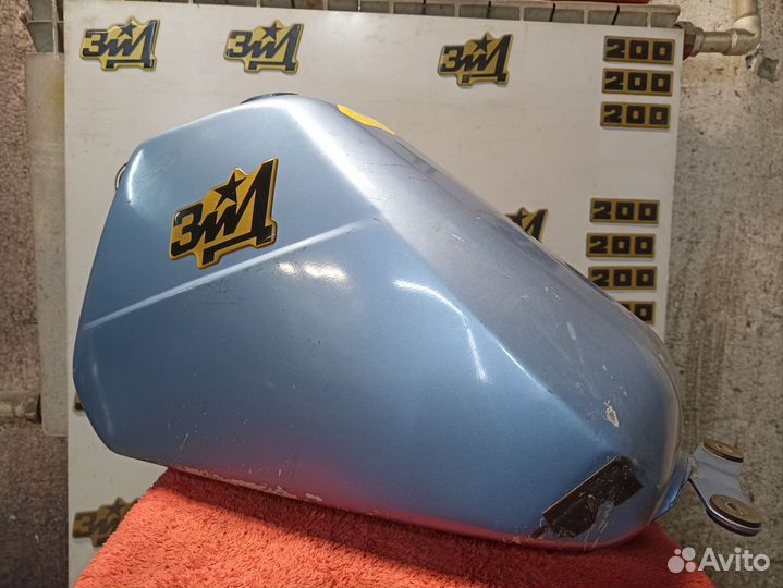 Бак зид курьер