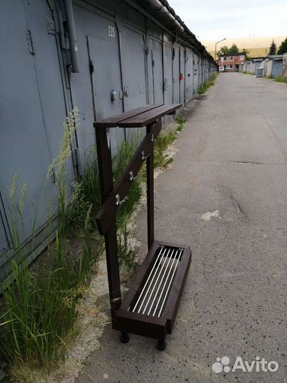 Детская обувница и вешалка