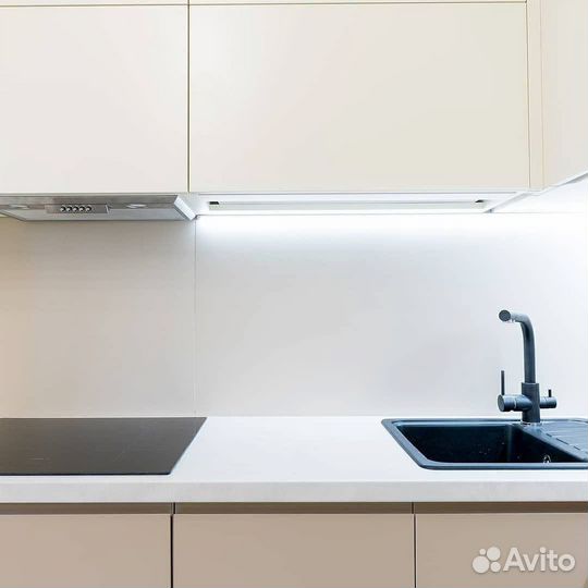 Кухонный гарнитур в дом в Солнечнодольске