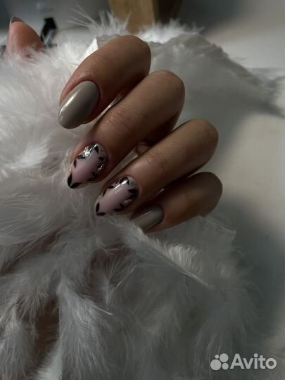 Маникюр / педикюр