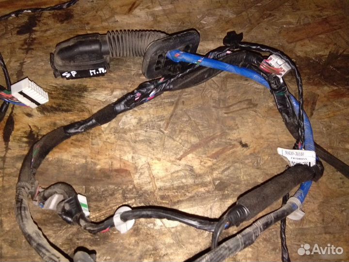 Проводка (коса) двери Kia Sportage