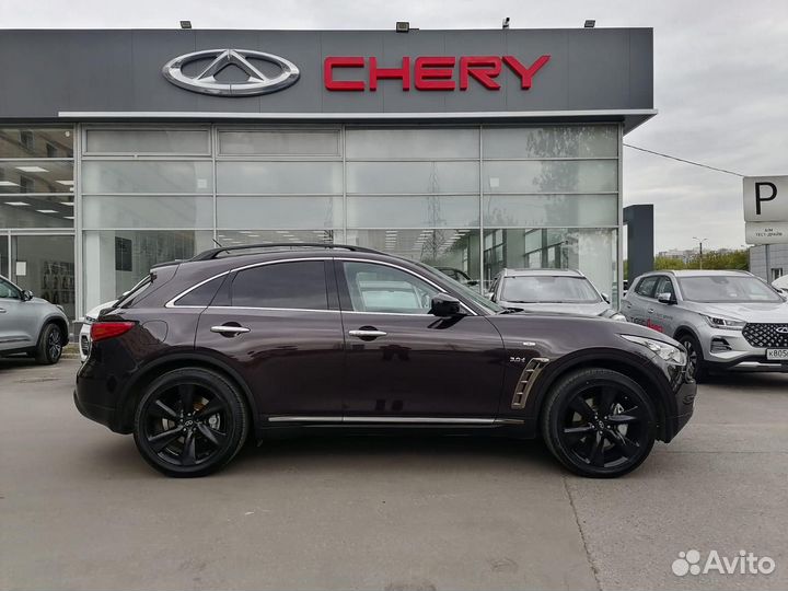 Infiniti QX70 3.0 AT, 2016, 131 670 км