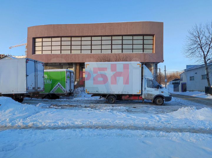 Здание 780 кв м 1 линия