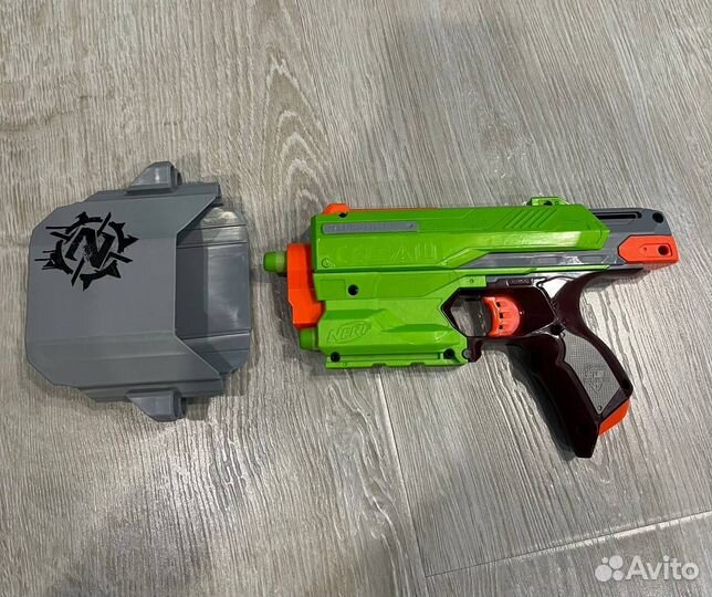 Nerf zombie strike 