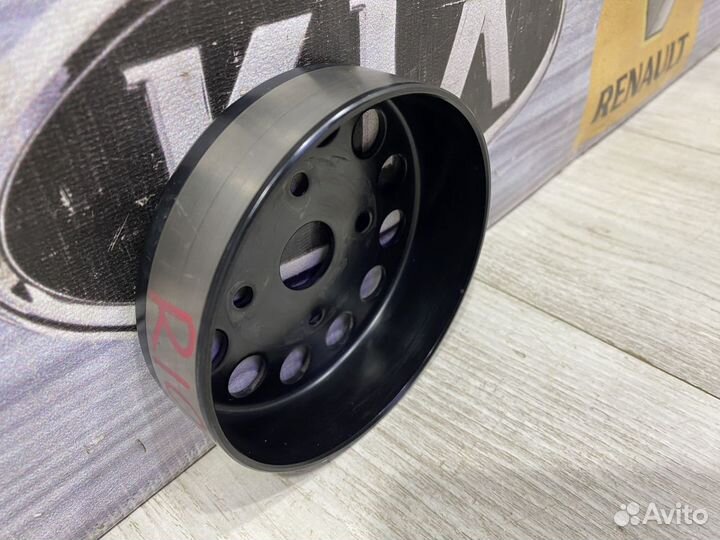 Шкив водяного насоса помпы KIA RIO 4