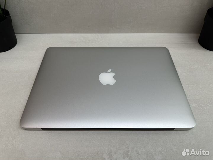 MacBook Pro 13