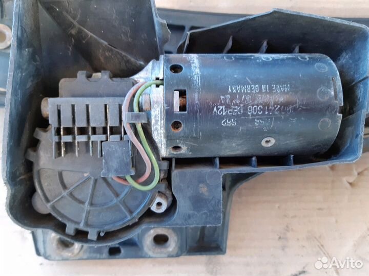 Трапеция стеклоочистителей Форд Скорпио 92-94г.в