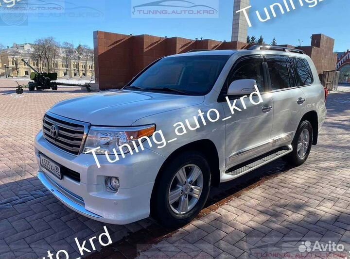 Пороги для Toyota Land Cruiser 200