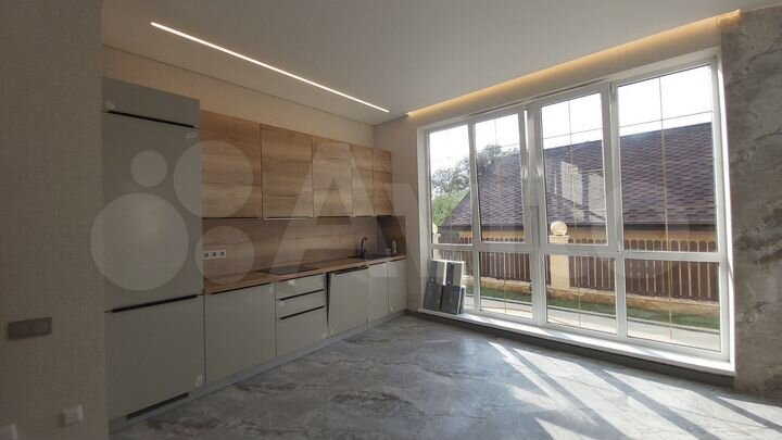 Дом 170 м² на участке 7 сот.