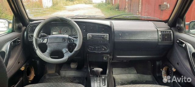 Volkswagen Passat 2.0 AT, 1994, 347 800 км