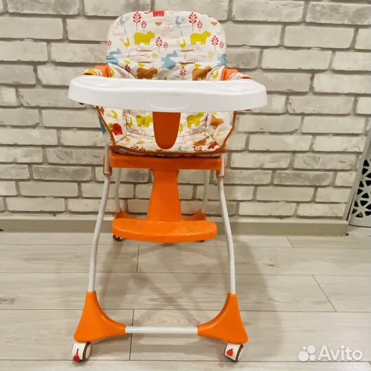 Стульчик для кормления kari kids