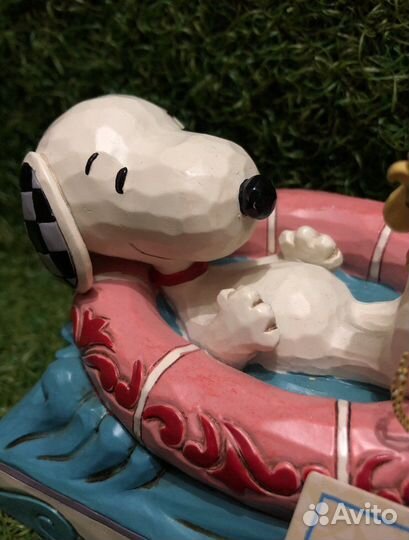 Статуэтка Snoopy Peanuts