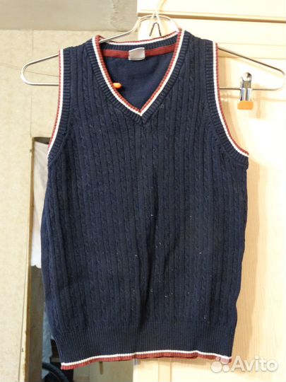 Пакетом вещи мальчику р.122/128. отличное состоян