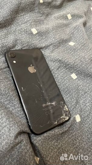 iPhone xr 128