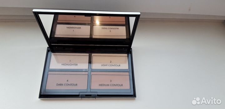 Косметика Clarins, mac, lancome, pupa