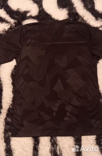Футболка under armour (оригинал)