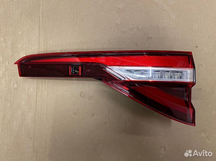 Фонарь внутренний правый Haval F7