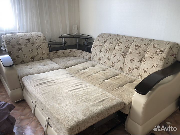 Диван