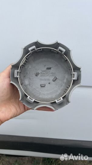 Оригинальные колпаки Toyota Land Cruiser r18