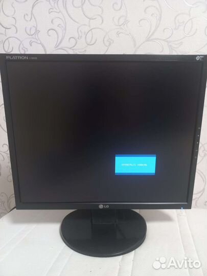 Монитор LG flatron L1953S