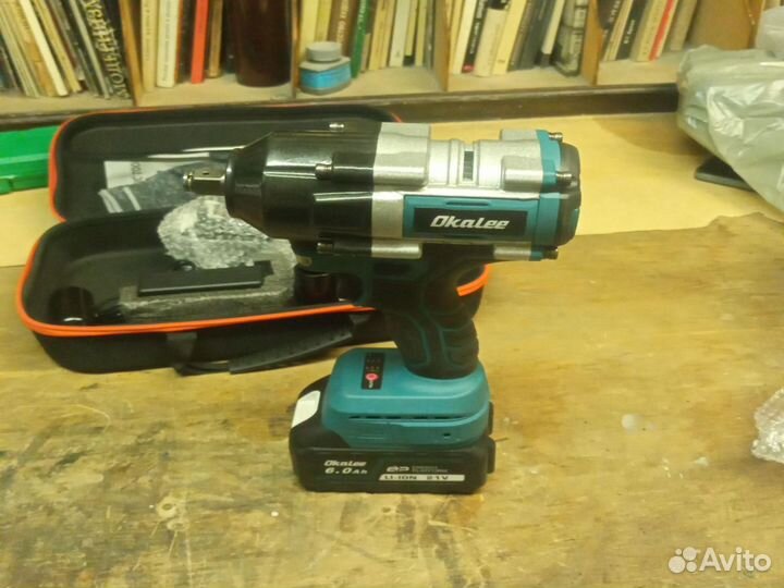 Гайковерт ударный аккумуляторный okalee